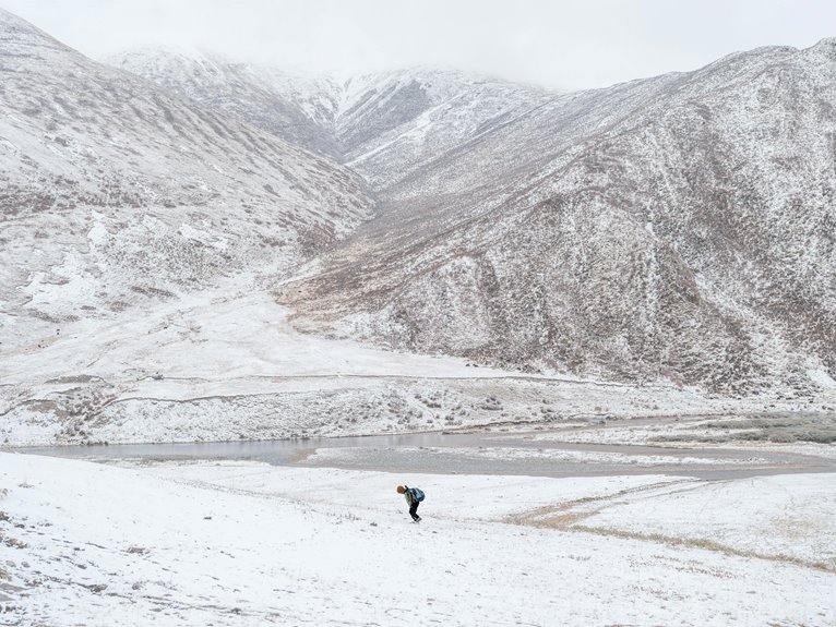 982470622, 922487710, 7488808127, 385650044, 2476998520 — The Nebulite Codex of Wandering Frequencies