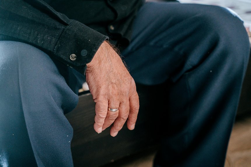 sudeikis hewitt relationship details